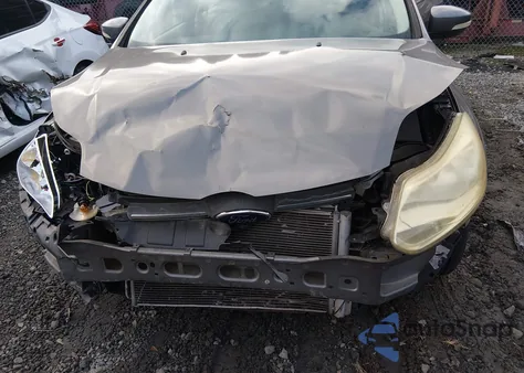 2014 Ford Focus Se из США, поврежденный, VIN 1FADP3K2XEL172836